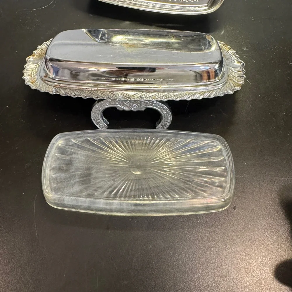 Leonard Silverplate Butter Dish Home Size Silver Ornate Scroll Glass Insert 4470